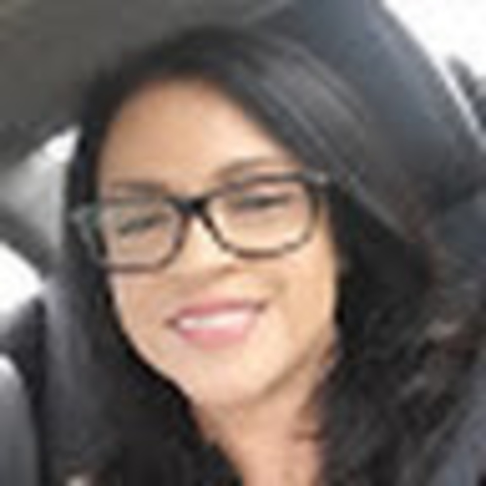 Meet your Posher, Sonia